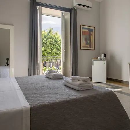 Giachi Friendly Rooms Alla Stazione Palermo Exterior foto
