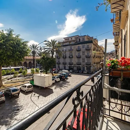 Giachi Friendly Rooms Alla Stazione Palermo Exterior foto