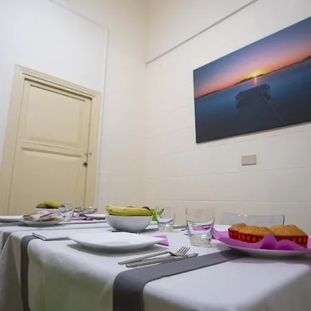 Giachi Friendly Rooms Alla Stazione Palermo Exterior foto